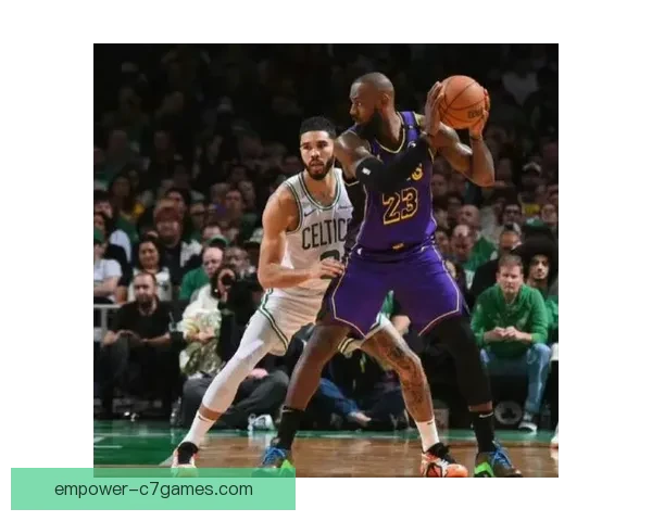 NBA焦点战湖人逆转勇士詹姆斯末节爆发全场砍下三双震撼联盟 NBA焦点战湖人逆转勇士詹姆斯末节爆发全场砍下三双震撼联盟