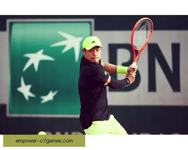 网球赛季激烈开局：新星崛起与老将争锋展现精彩对决