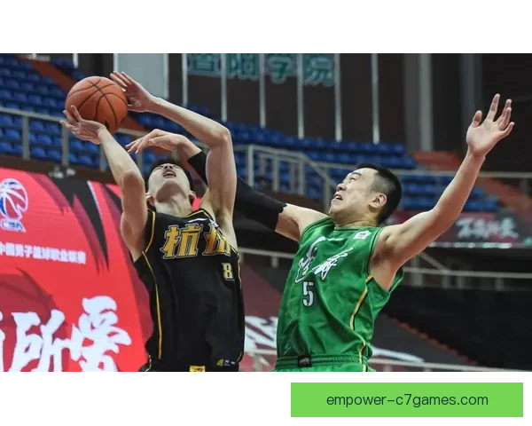 终场绝杀引爆全场豪门强强对话再掀联赛争冠新格局焦点之战回顾